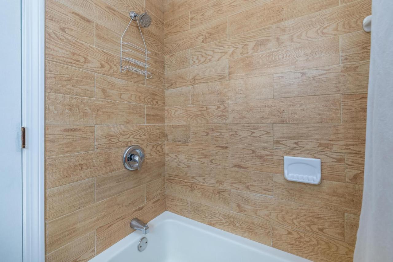 Beautiful 3 Bedroom Condo In Hartford! Luaran gambar